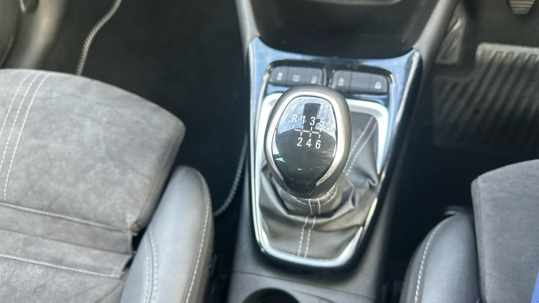 Vauxhall Crossland 1.2 Turbo Ultimate 5dr Petrol Hatchback